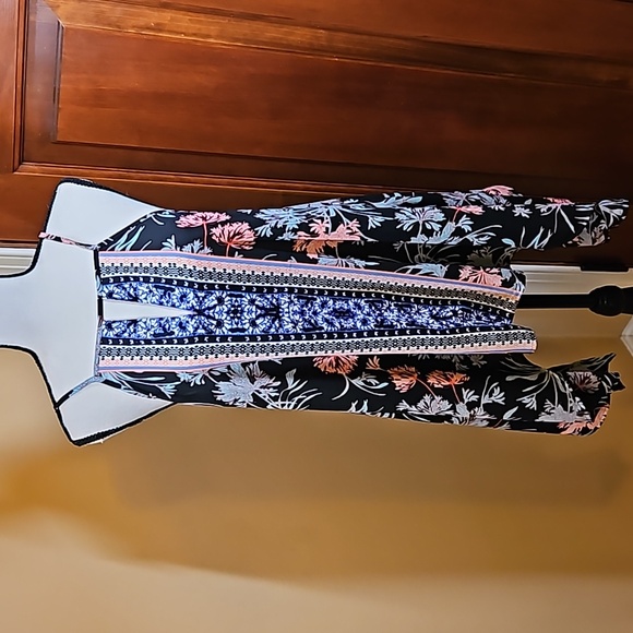 EXPRESS TANK TOP S SMALL FLORAL PINK BLACK PURPLE BLUE NWOT - Picture 1 of 10